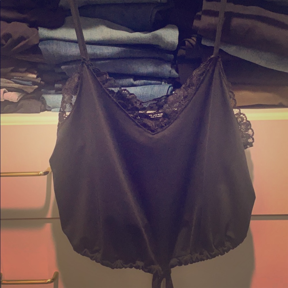 Linger style top. Cropped with satin material